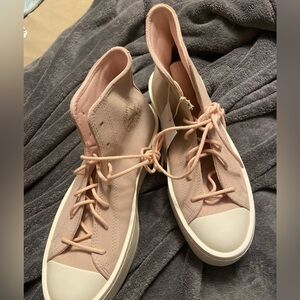 Light pink platform converse sneakers